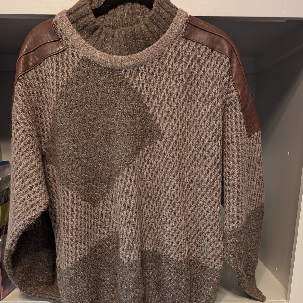 Patrick Assaraf Men's XL wool and leather brown sweater with zip on arm